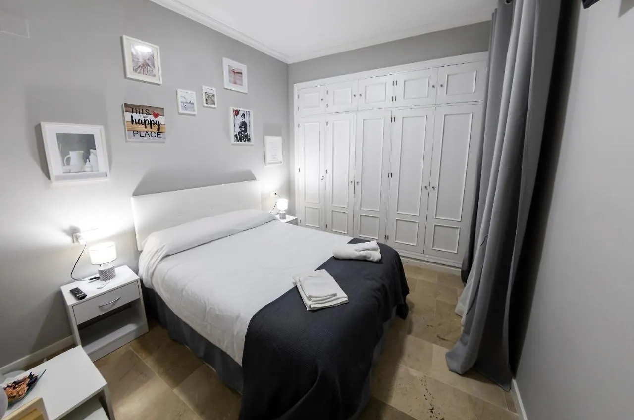 Apartment Sh Lupe Caleta Beach A 100 M De Playa Cadiz