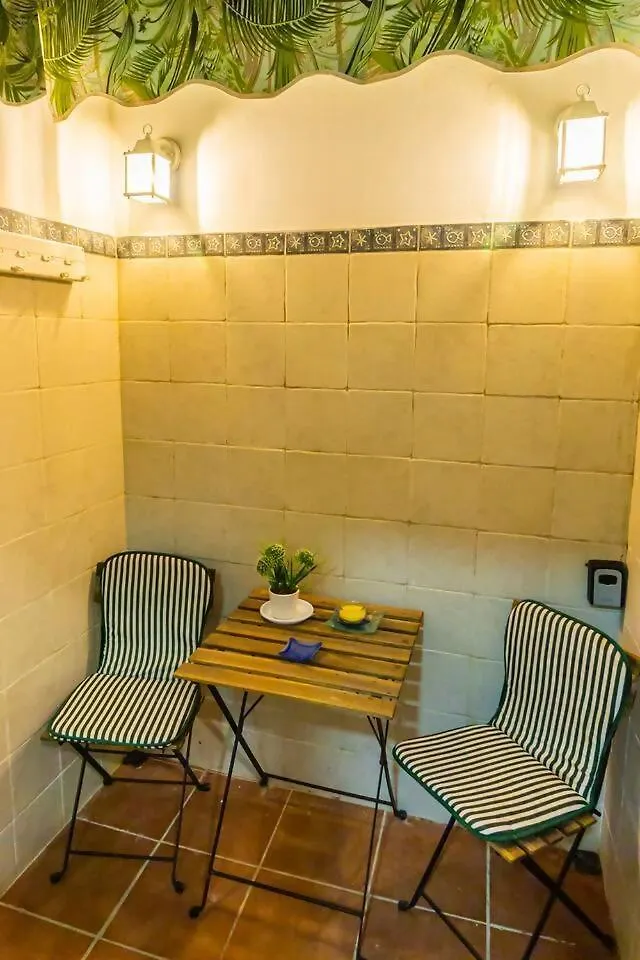 Apartment Sh Lupe Caleta Beach A 100 M De Playa Cadiz Spain